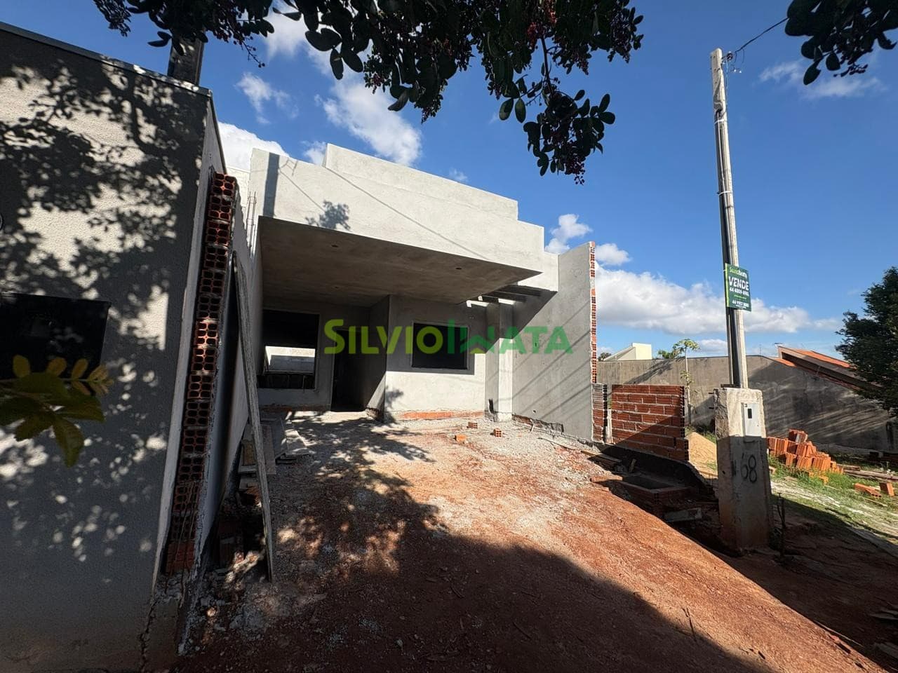 Casa Nova à Venda em Construção Jardim Dias | Maringá/PR