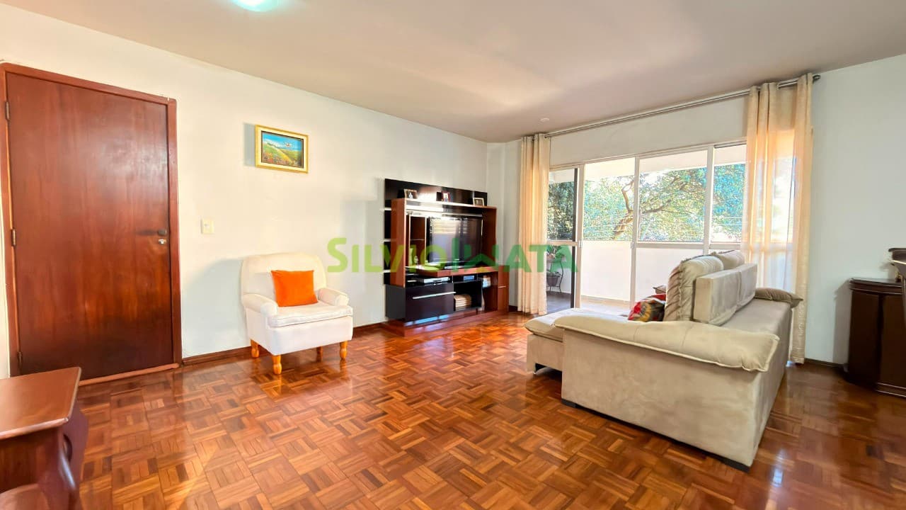 Apartamento à Venda no Condomínio Residencial Edgard Mattos Zona 07, Maringá/PR | 130,10 m² Privativos | 3 Dormitórios | Suíte | Sacada
