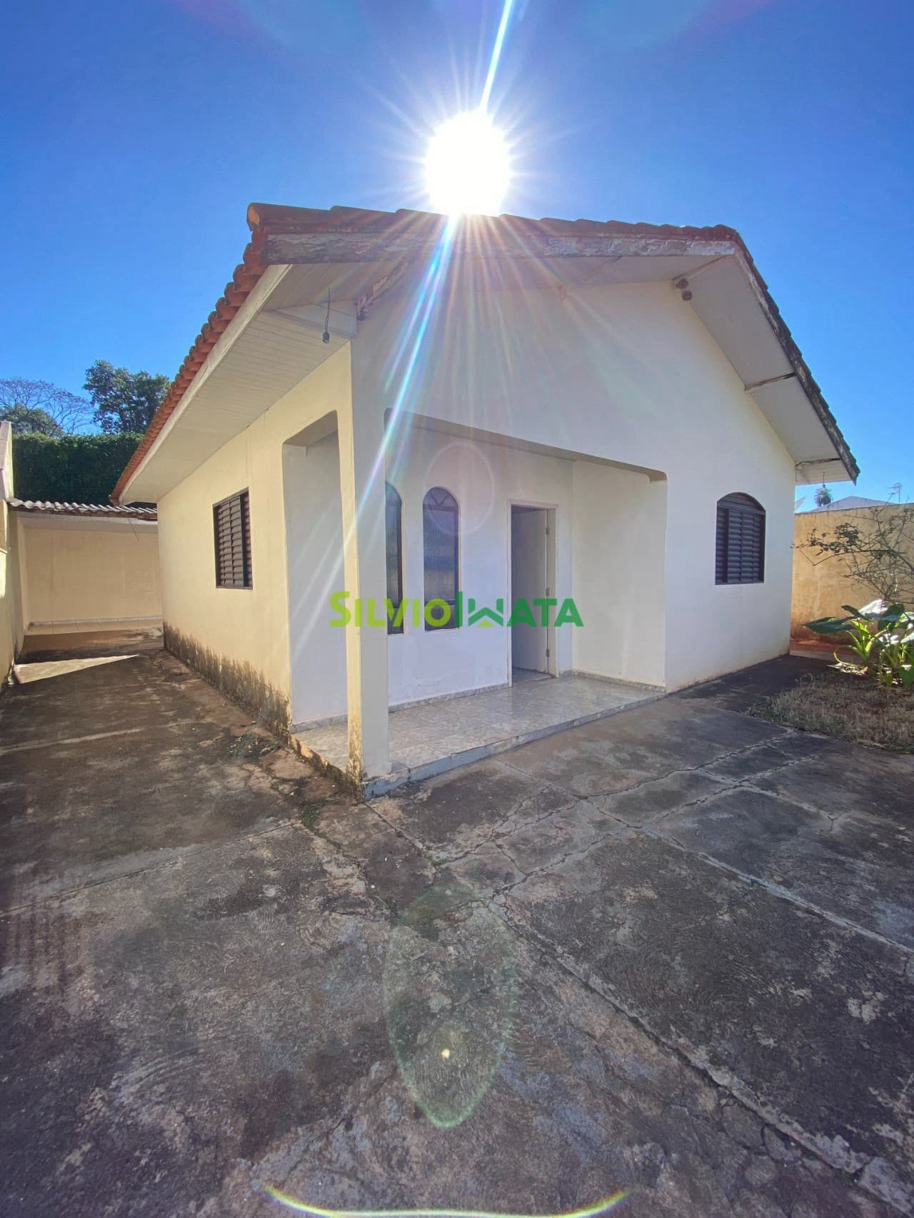 CASA Á VENDA NA ZONA 05 LOCALIZAÇÃO PRIVILEGIADA