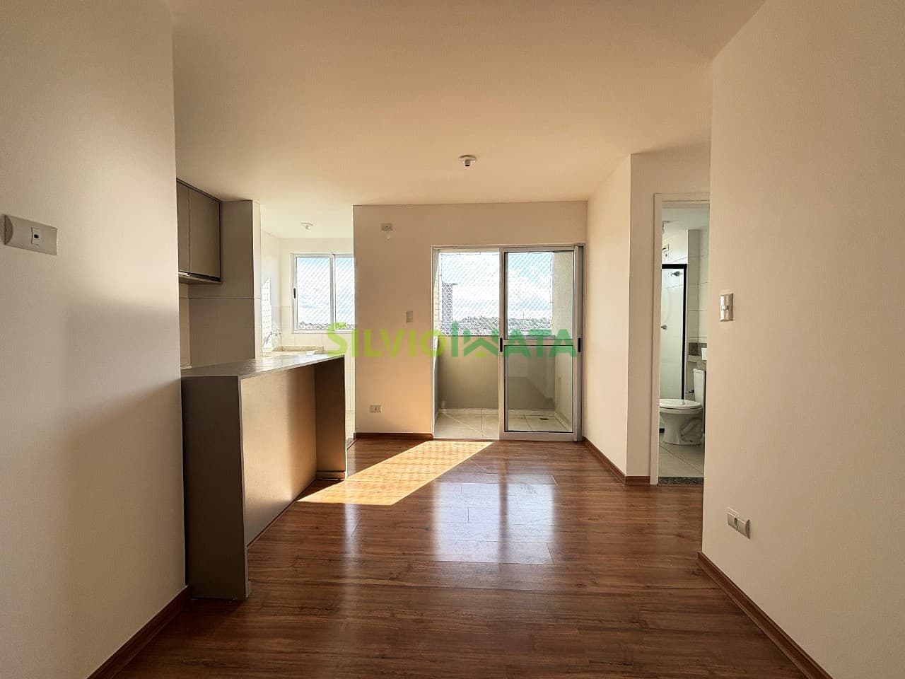 Apartamento à Venda Edifício Portal Itapuã - Vila Emília em Maringá-PR