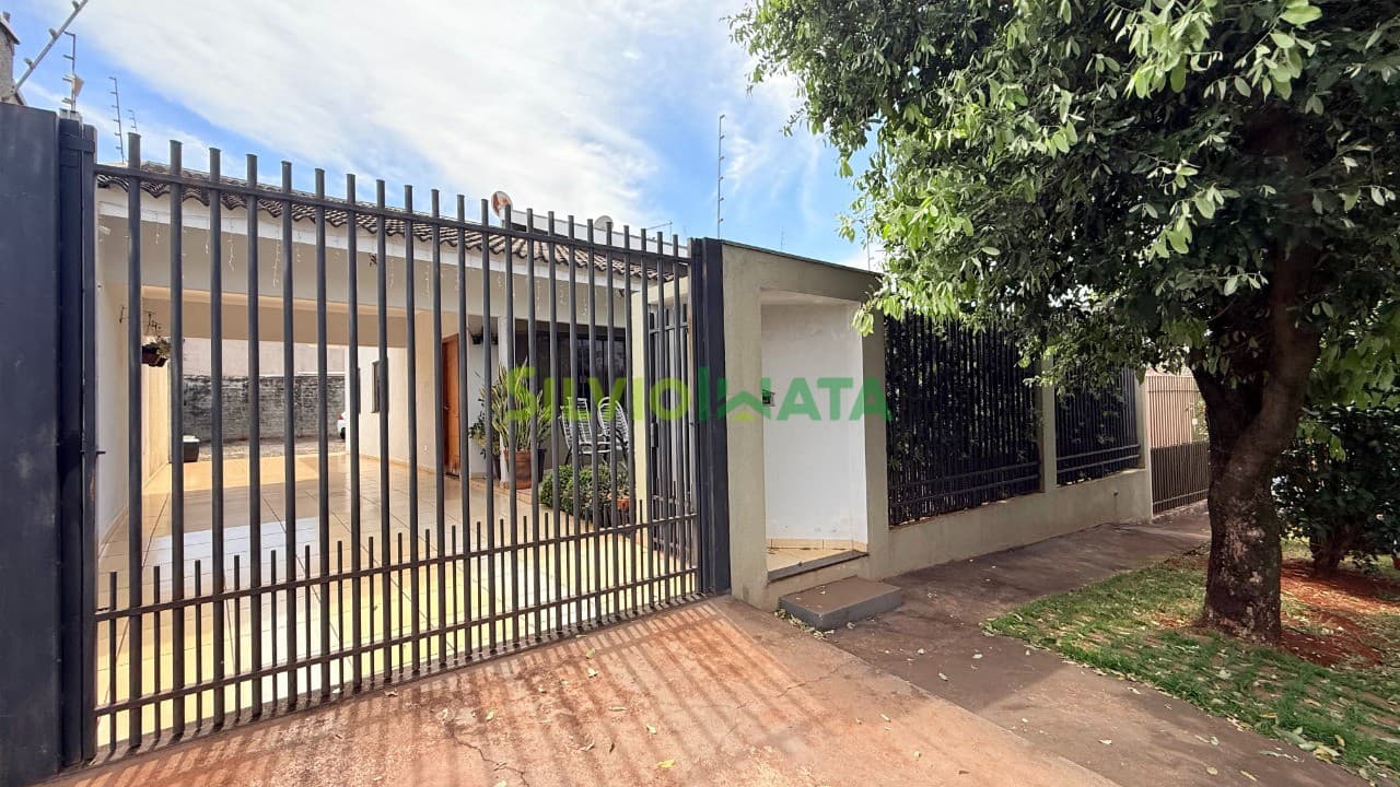 Casa à venda com Suíte - Jardim Itália - Maringá PR